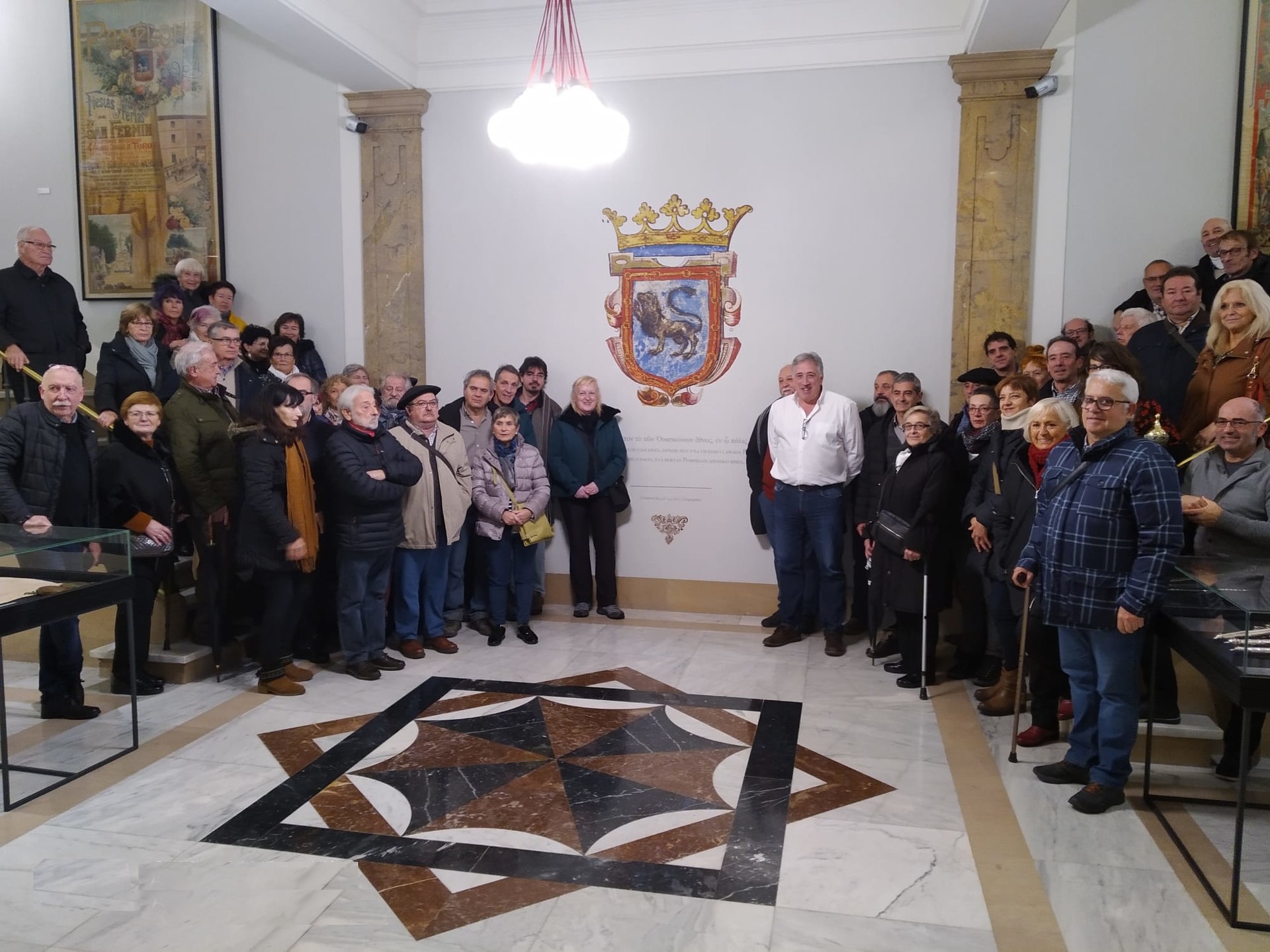 Iruñearen historia estali nahi izatea egotzi dio Asironek Maiari