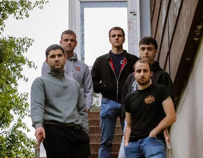 Leire Martinez, Xsakara, Iruinyard eta Sustrai Berriak taldearen doinuak gaur