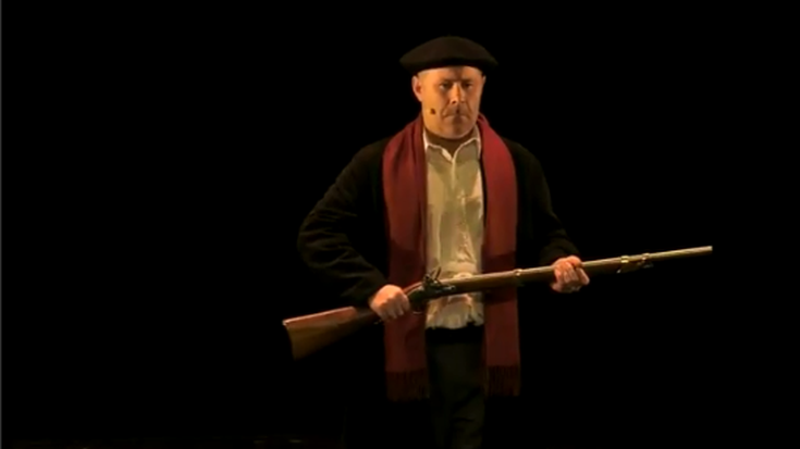 Dantza, antzerkia eta poesiak bat eginda, Martin Zalakain ikuskizunean