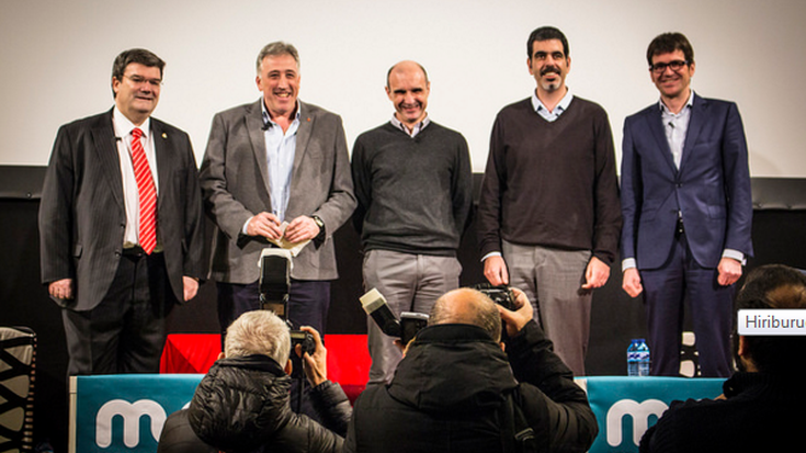 Alkate euskaldunak elkarrekin euskararen erabilera sustatzearen alde