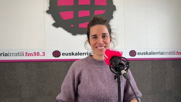 Maider Irurozki Artaxo (AEK): "Egoera errealetara egokitutako eskola da AEK, eta euskara praktikatzeko mundua eraikitzen laguntzen dugu"
