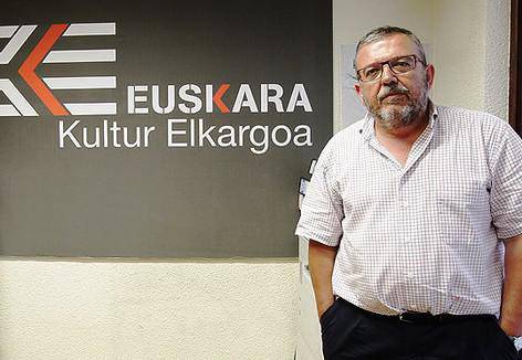 Xabier Epaltza: "Eraso gisa erabiltzen du UPNk euskara; hizkuntza politika erabat aldatu beharra dago"