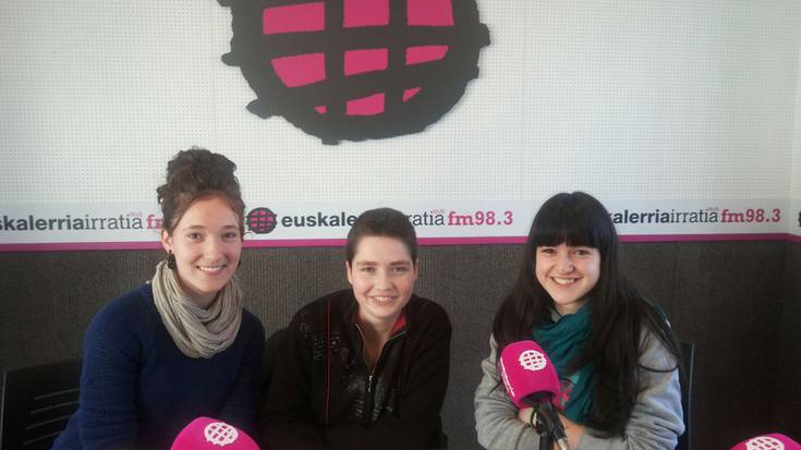 Hiru idazle gazte saritu, Euskalerria Irratian