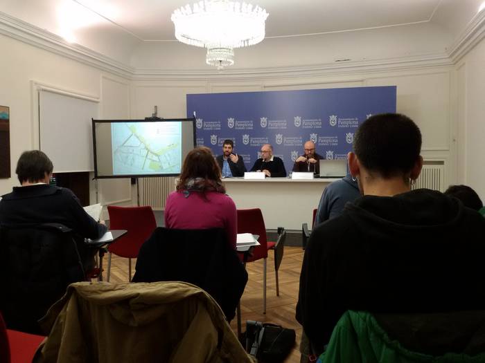 Soldata %1 igotzeko eskatu diote hezkuntza kontzertatuko langileek Nafarroako Gobernuari, sistema publikokoekin egin gisan