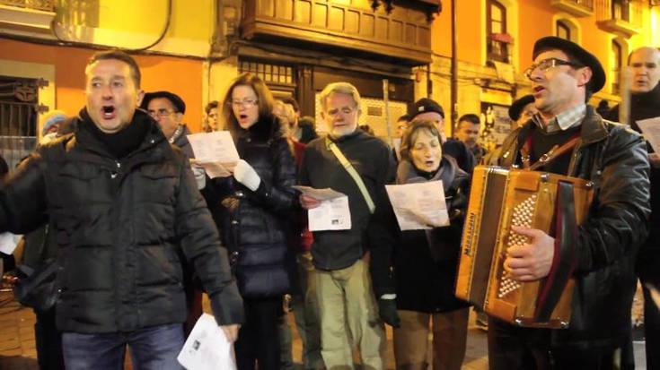 Santa Agedako koplak Zaldikon igande arratsean