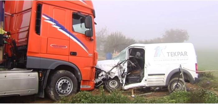 39 urteko gizonezkoa hil da auto istripuz