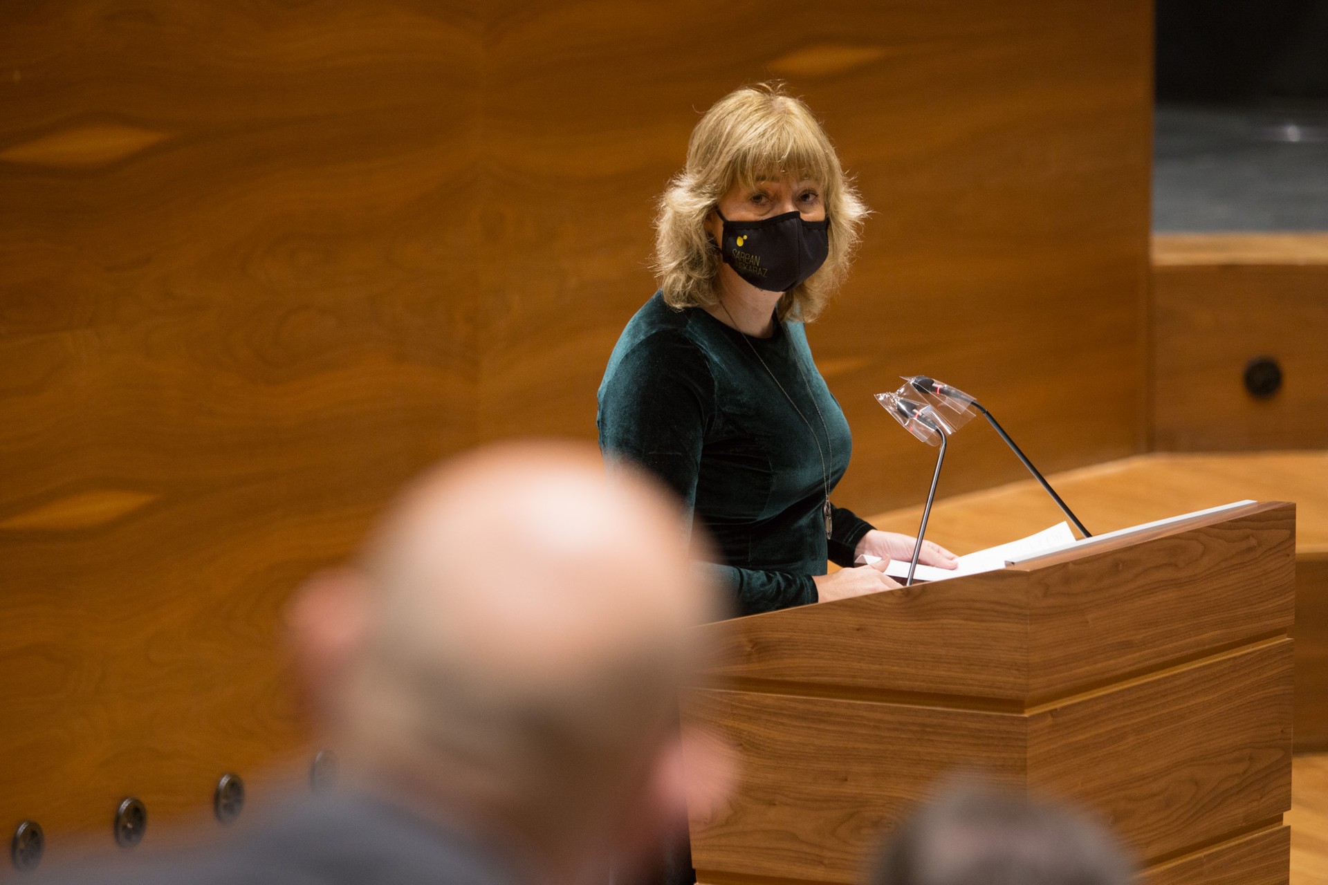 Euskararekiko hizkuntza politika "positiboaren" alde egin du gobernuak