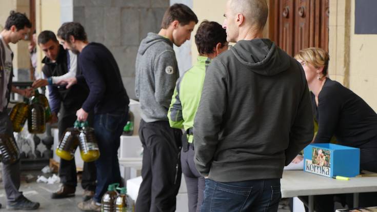 'Ezinbestekoak euskararentzat agerrean' goiburuarekin hasi da Errigoraren udazkeneko kanpaina