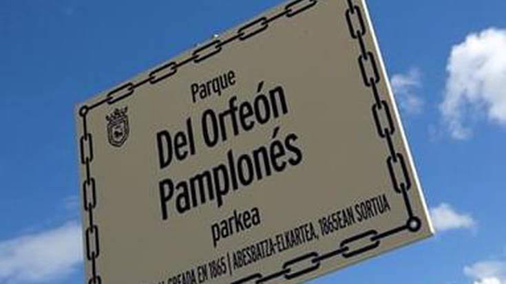Iruñeko Orfeoia parkeko plaka "errespetu falta" dela salatu du Geroa Baik