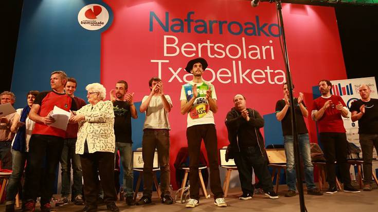 Julio Soto da Nafarroako Bertsolari Txapelketako txapelduna