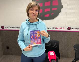 'Familia Egonaldia', Ipar eta Hego Euskal Herriko familiak biltzen dituen euskarazko egonaldi komunitarioa