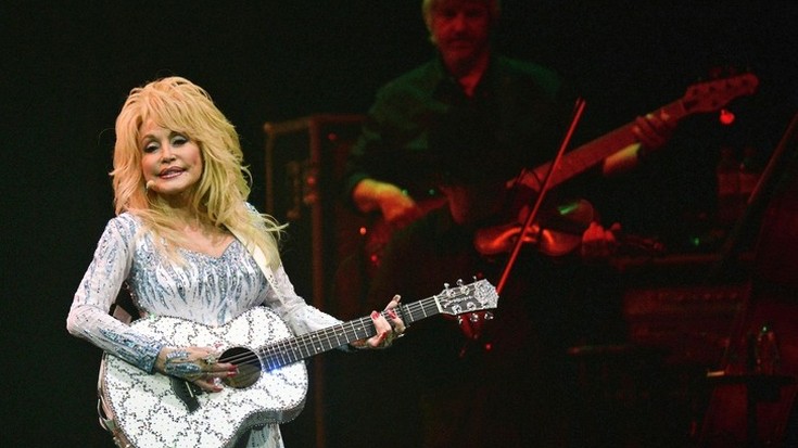 Dolly Parton, country izarra baino askoz gehiago