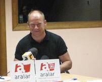 Txentxo Jimenez: "EAk eta Aralarrek laster itxiko dugu NaBairi buruzko akordioa"