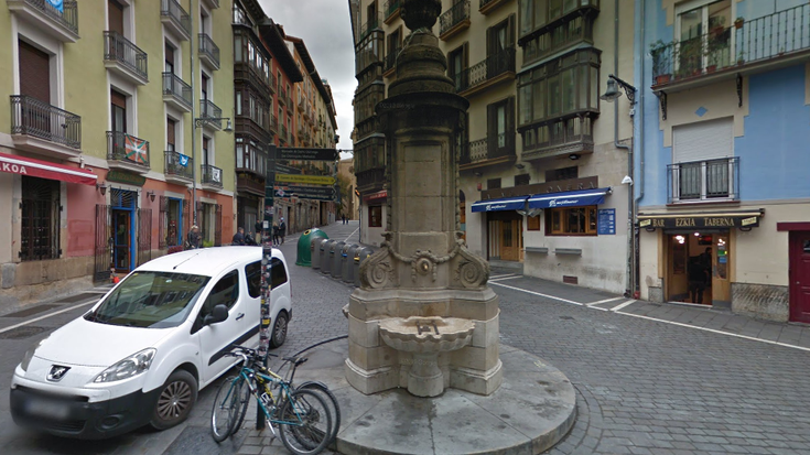 Iruñeko lau iturri monumentalen zaharberritzea amaitu dute