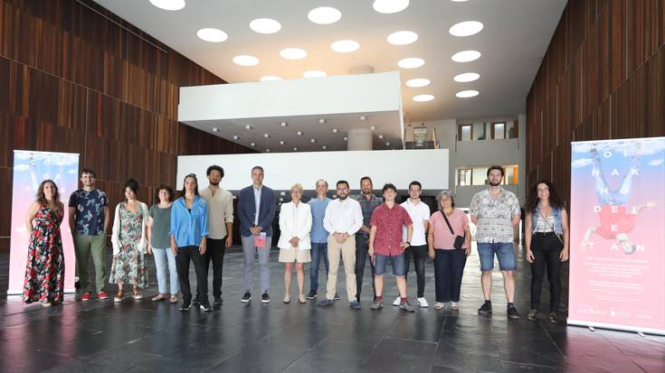 Oinak Hodeietan Nafarroako Arte Eszenikoen jaialdia bueltan da abuztuaren 4tik 28ra