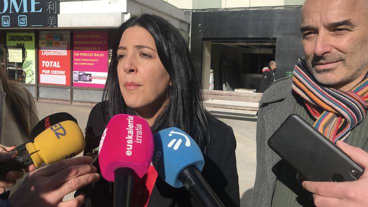 Apustu etxeei muga jartzeko legedia bultzatuko du Europan Idoia Villanueva europarlamentari nafarrak