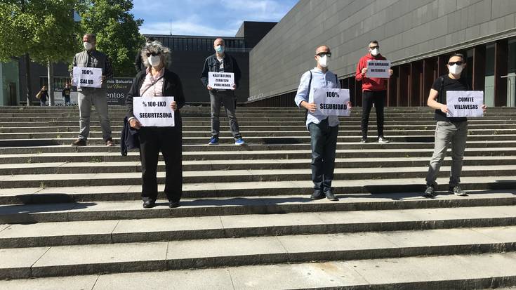 Villavesen maiztasuna handitzeko eskatu dute autobus gidariek