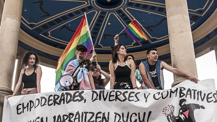 LGTBI kolektiboaren aurkako erasoei erantzuteko Iruñeko Udalaren protokoloari buruzko jardunaldia