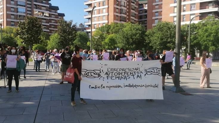Mugimendu feministak salatu du Martxoaren 8an pairatutako "errepresioa"