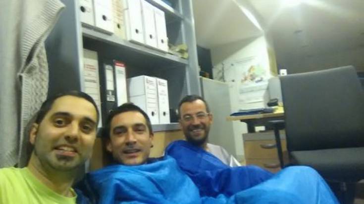 Ofizialtasuna eskatu zuten EHEko hiru kideek babesa adierazteko eskatu diote Nafarroako Parlamentuari