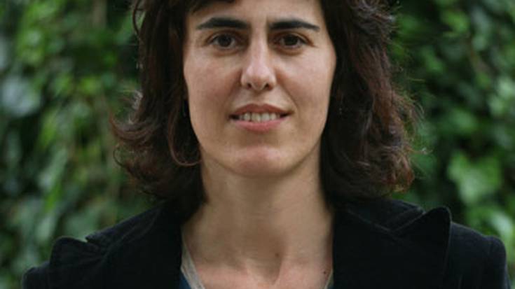 ‘Emakume burugabea’ liburuan oinarritutako poesía errezitaldia, gaur, Kondestablen