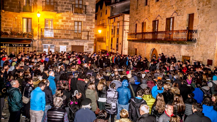 Atxilotutako zortzi gazteetatik sei espetxera bidali ditu epaileak