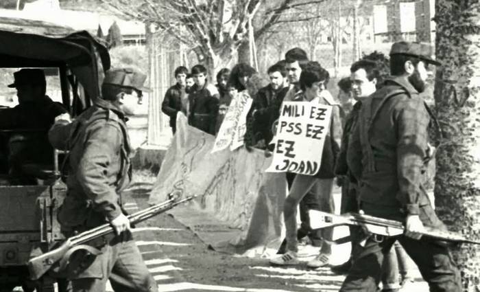 Soldadutzaren kontzientzia-eragozle eta intsumisoei, aitortza