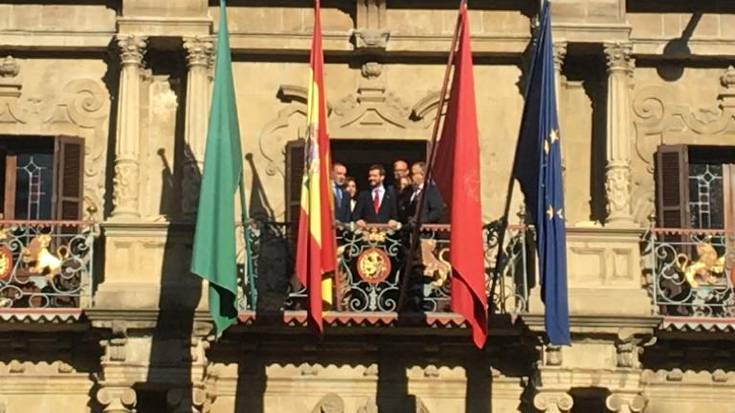 Udaletxearen erabilera partidista salatu du Iruñeko udalbatzak