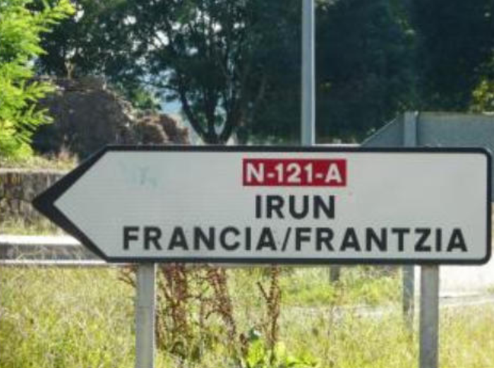 Txibite kontseilariak uko egin dio "Francia" ele bitan idazteari