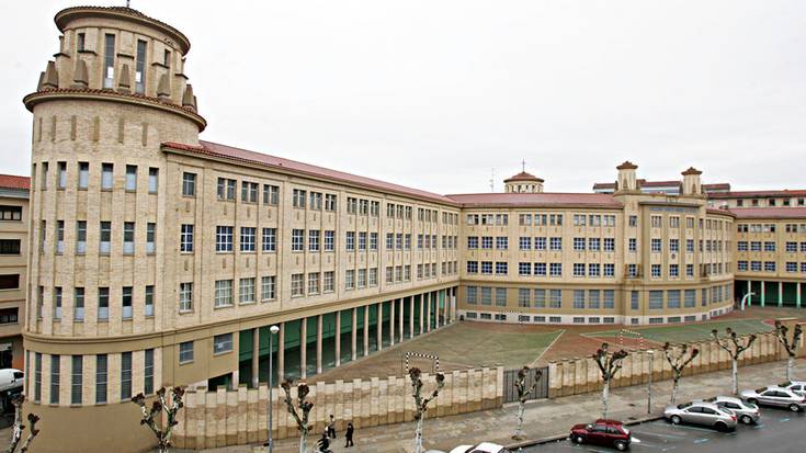 Delituak ez preskribatzeko eskatu dute Elizaren abusuen biktimek