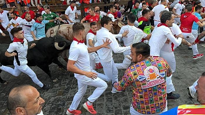 Korrikaldi eder baina azkarrak egiteko aukera eman dute Miurako zezenek