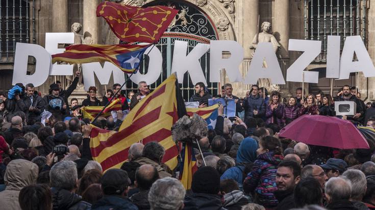 Katalunia auziko epaiketaren aurkako mobilizazioa deitu du ANCk otsailaren 12rako, Iruñean