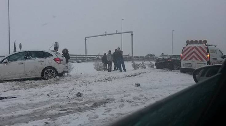 Zazpi lagun erietxera eraman dituzte istripua izan ondoren