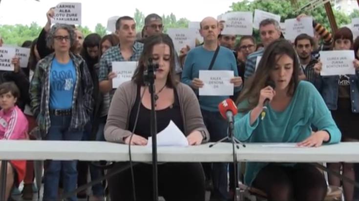 Espainiako Poliziaren oldarraldia gaitzetsi dute Mendillorriko auzokideek