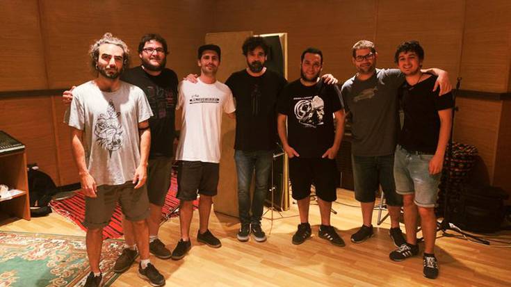 'Maravillas' kantuaren bertsioa grabatu dute Broken Brothers-ek eta Gorka Urbizuk