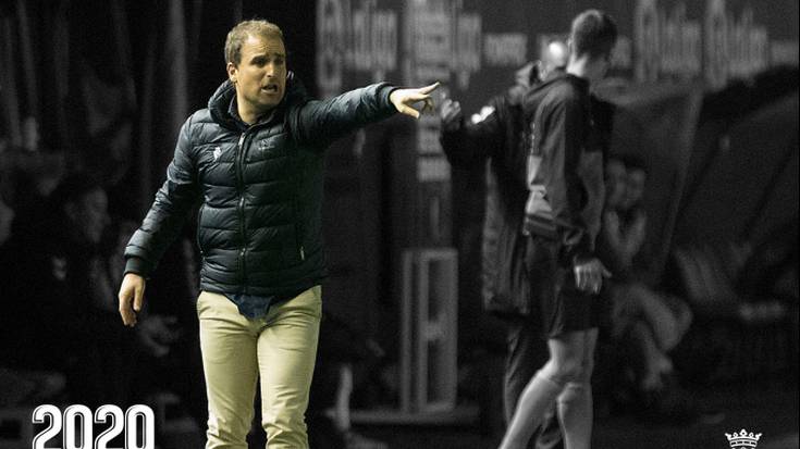 Jagoba Arrasate entrenatzaileak kontratua berritu du Osasunarekin, beste urte baterako