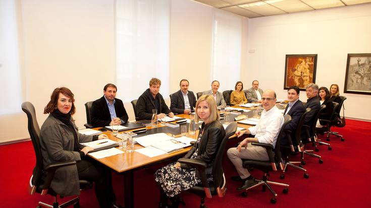 Amnistia fiskala eta haren efektuak baliogabetzeko eskatu du parlamentuak