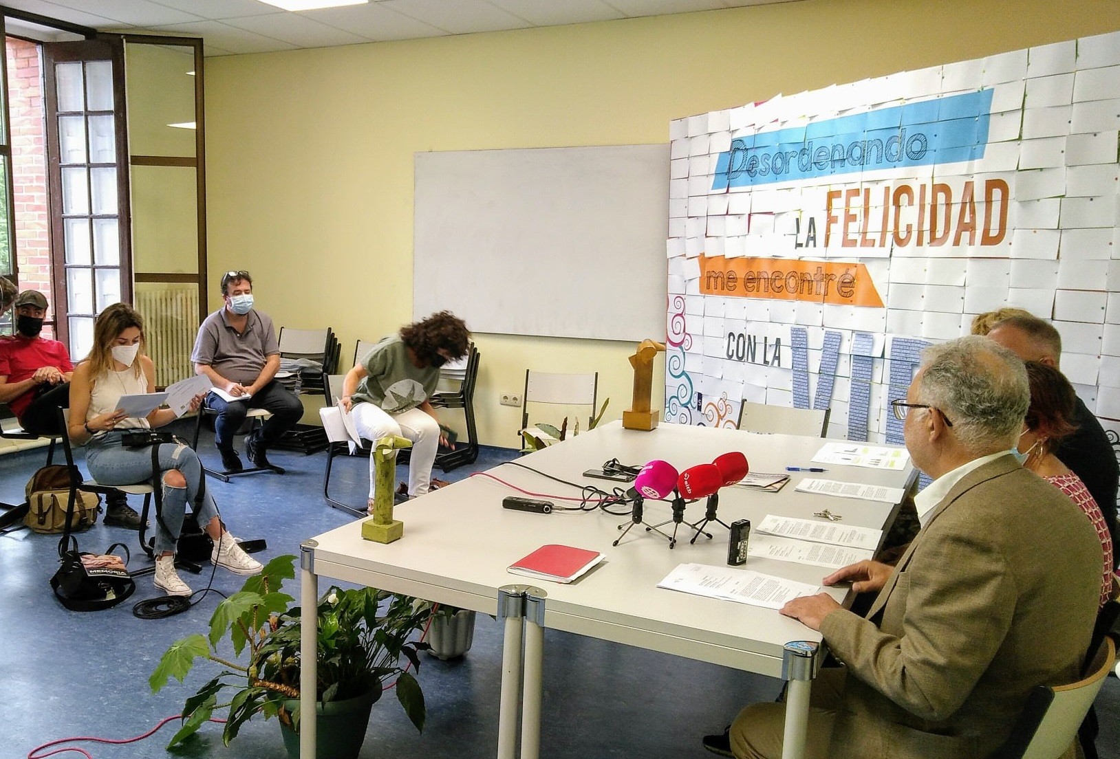 Emakumeek "nabarmenki" beranduago eskatzen dute adikzioengatik laguntza