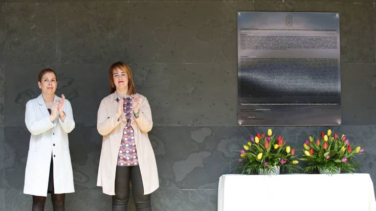 1936ko kolpe militarraren ondorioz eraildako hautetsiak omendu dituzte parlamentuan