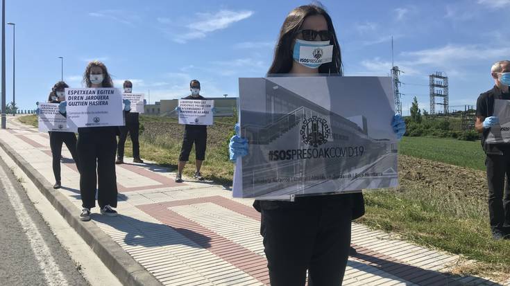 Kartzeletako baldintzak arintzeko eskatu dute Salhaketak, Etxeratek, Altsasuko Gurasoek eta Sare Herritarrak