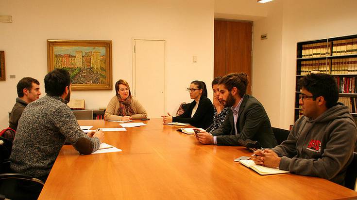 Israeli boikota egiteko gonbita Nafarroako Parlamentuari