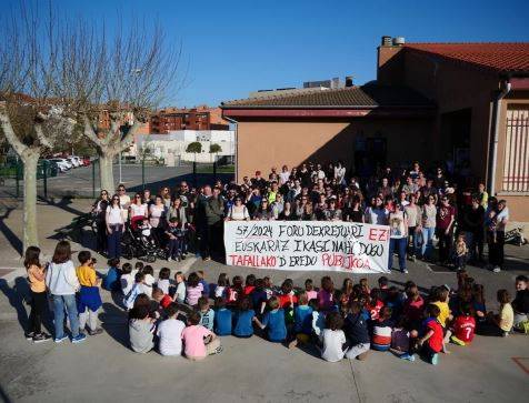 Ingeles ordu gehiagorik ez dute nahi