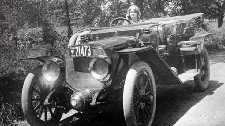 Florence Lawrence, auto keinukariak asmatu zituen zinema izarra