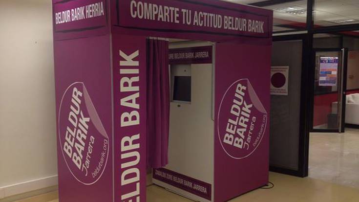 'Emakumeen aurkako indarkeria. Xake patriarkatuari', jardunaldiak eginen dituzte parlamentuan