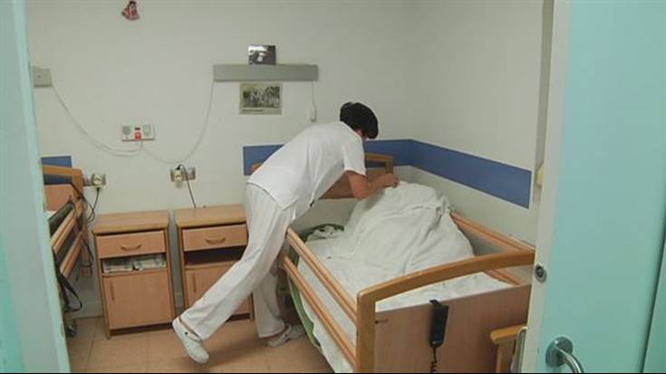 Nafar Lansarek 300 pertsona prestatuko ditu mendekotasuna duten pertsonak zaintzeko