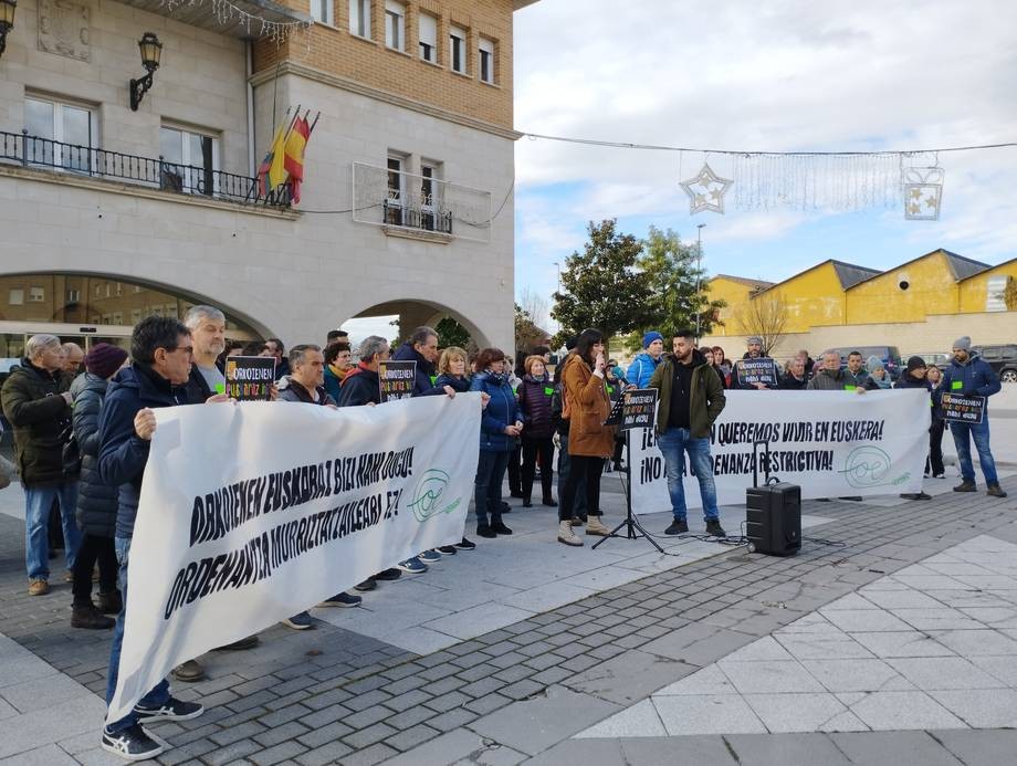 Euskara "posible denean" ahalbidetuko duen udal ordenantza onartu du Orkoienek