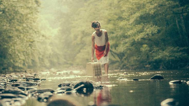 'Hezurren azpian' bakarkako lana aurkeztuko du Maite Larburuk gaur