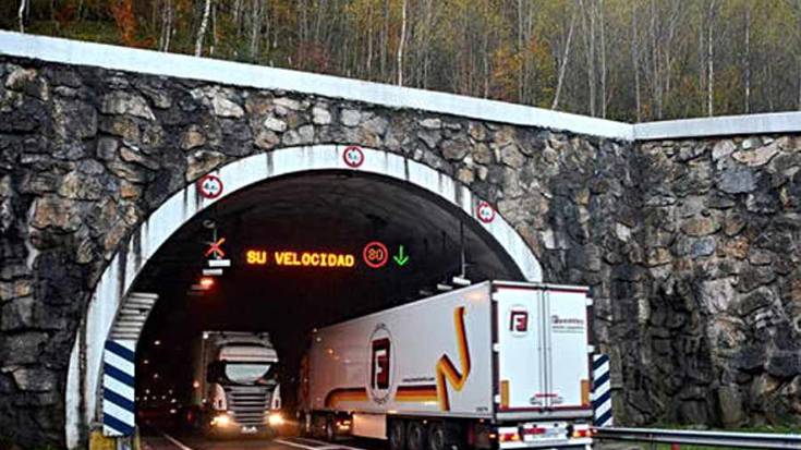 "Liskarra" foruzainen eta guardia zibilen artean Almandozko tunelean