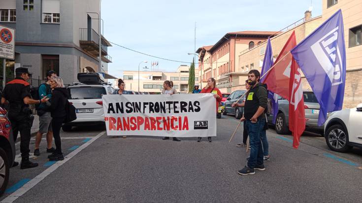 Navarra Sin Fronterasen lanpostuak bermatzeko eskatu dio gobernuari LABek