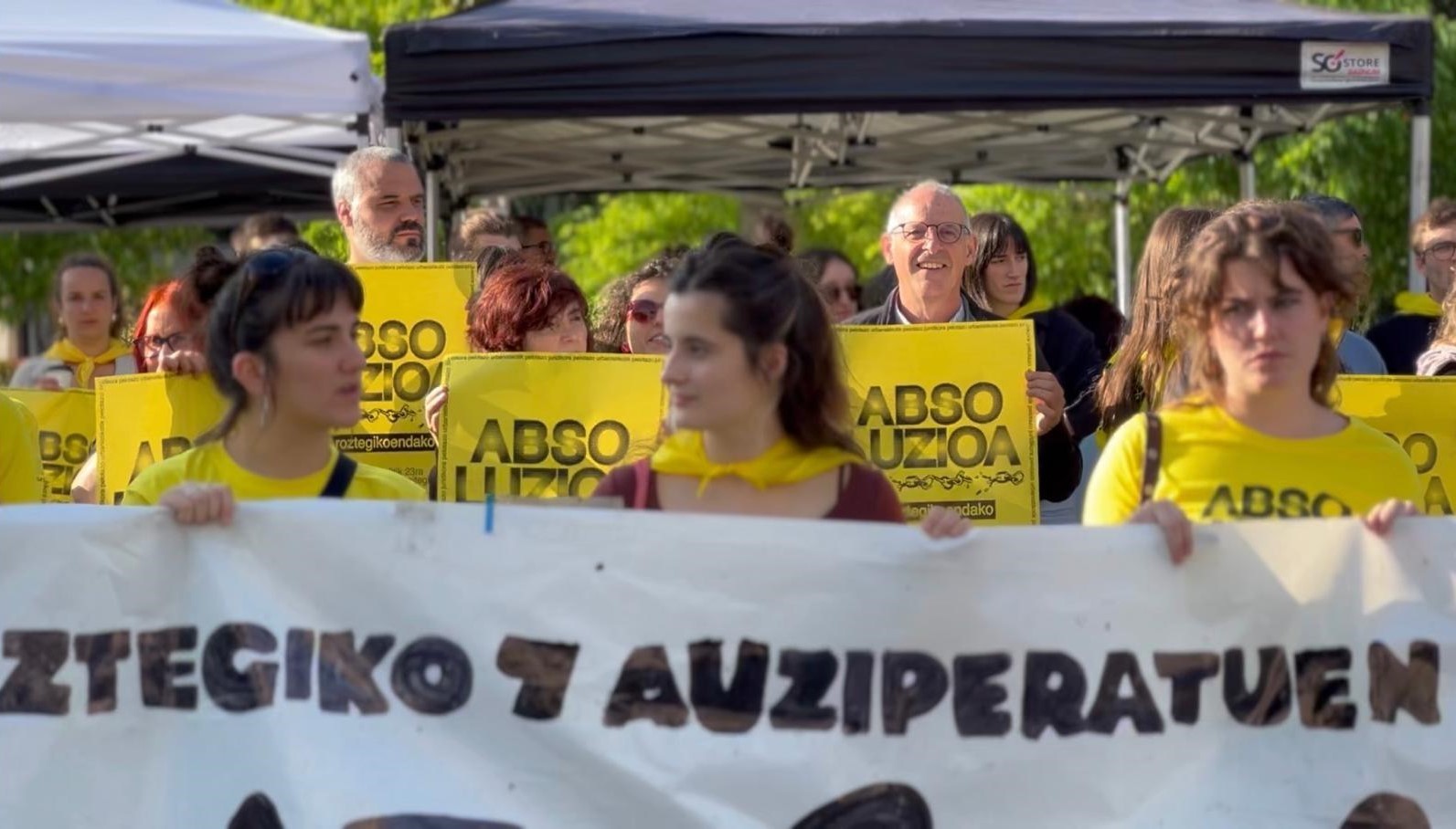 Lurraren defentsarako mugimenduen hiru adibide aztertuko ditu Berriak, Iruñean
